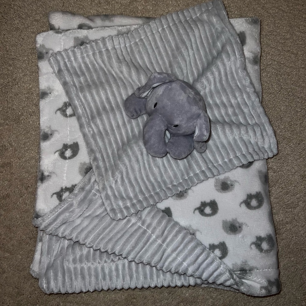 Medium Baby blanket with Mini elephant blankie